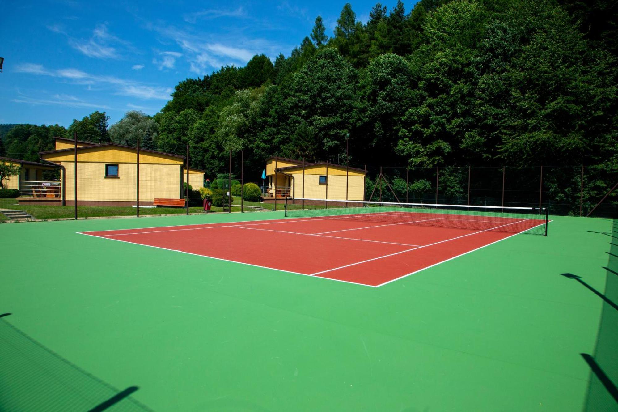 Ponikiew Resort Wadowice Eksteriør bilde